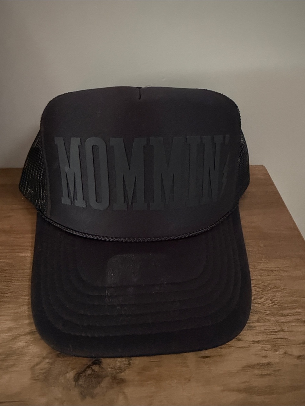 Mommin’ Trucker Hat